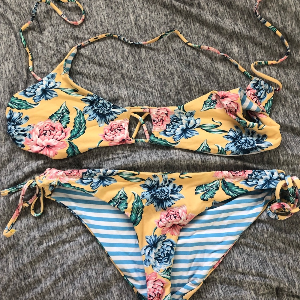 Reversible pacsun yellow bikini